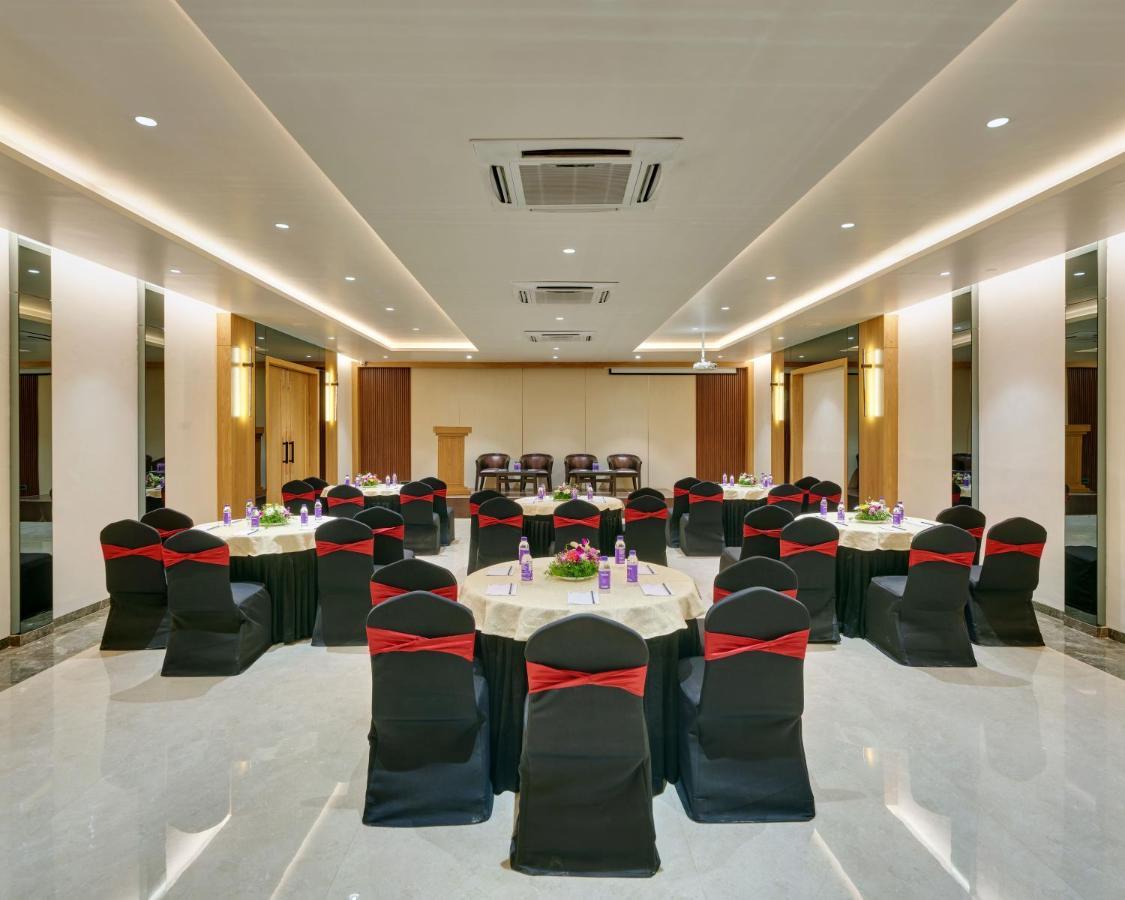 Citrus Hotel Colhapur Exterior foto