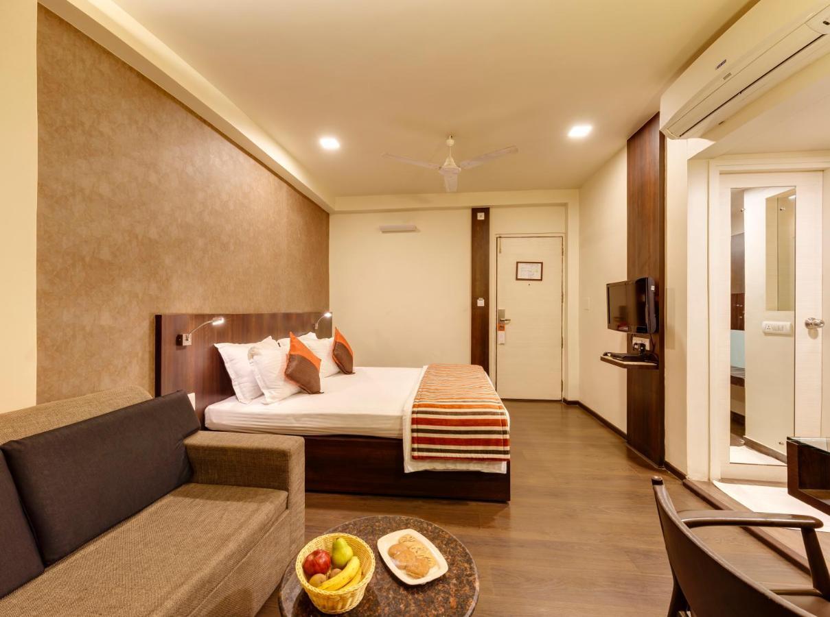 Citrus Hotel Colhapur Exterior foto
